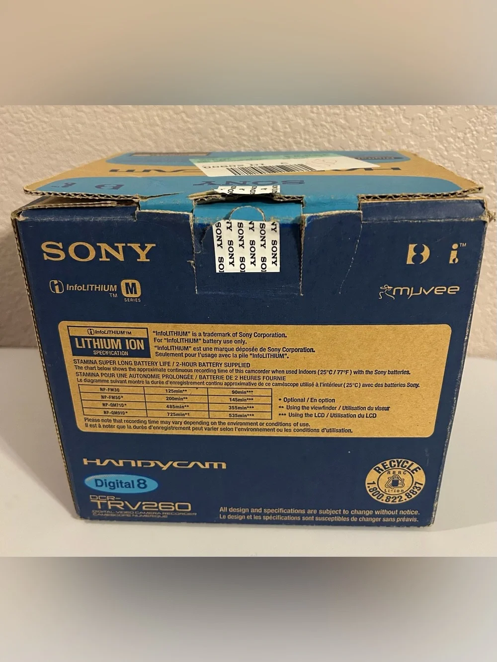 Sony Handycam DCR-TRV260 Digital Zoom Nightshot Camcorder W/some Accessories